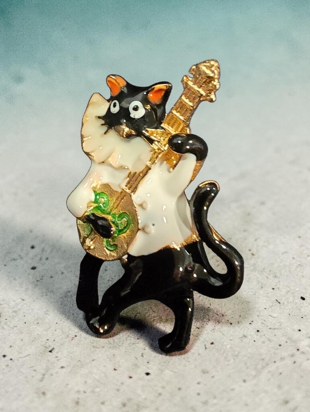 Black & White Cat Brooch with Gold Guitar - Decorative Pet-Themed Collectible